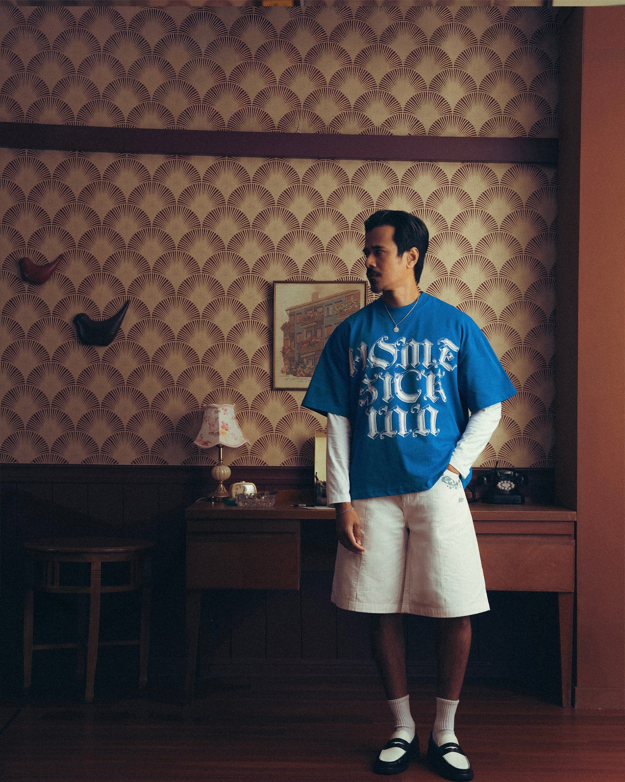 HOME SICK INN TEE BLUE