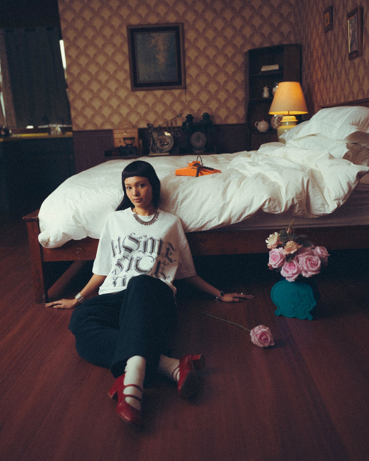 HOME SICK INN TEE WHITE