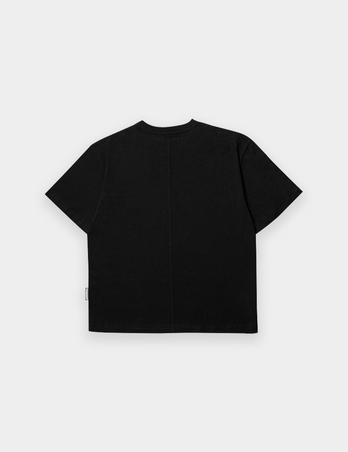 ESSENTIAL TEE