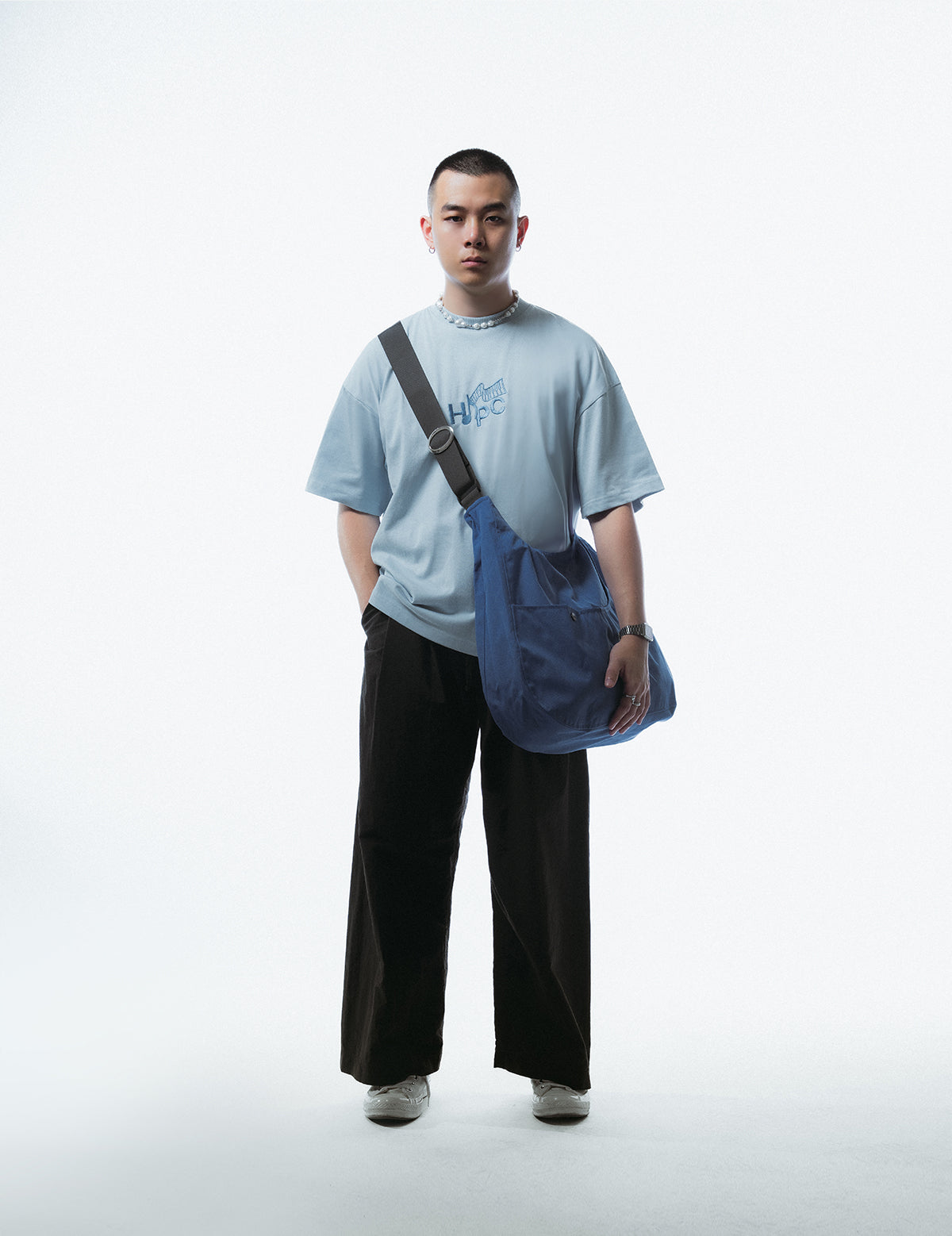 CURVED SHOULDER BAG L BLUE