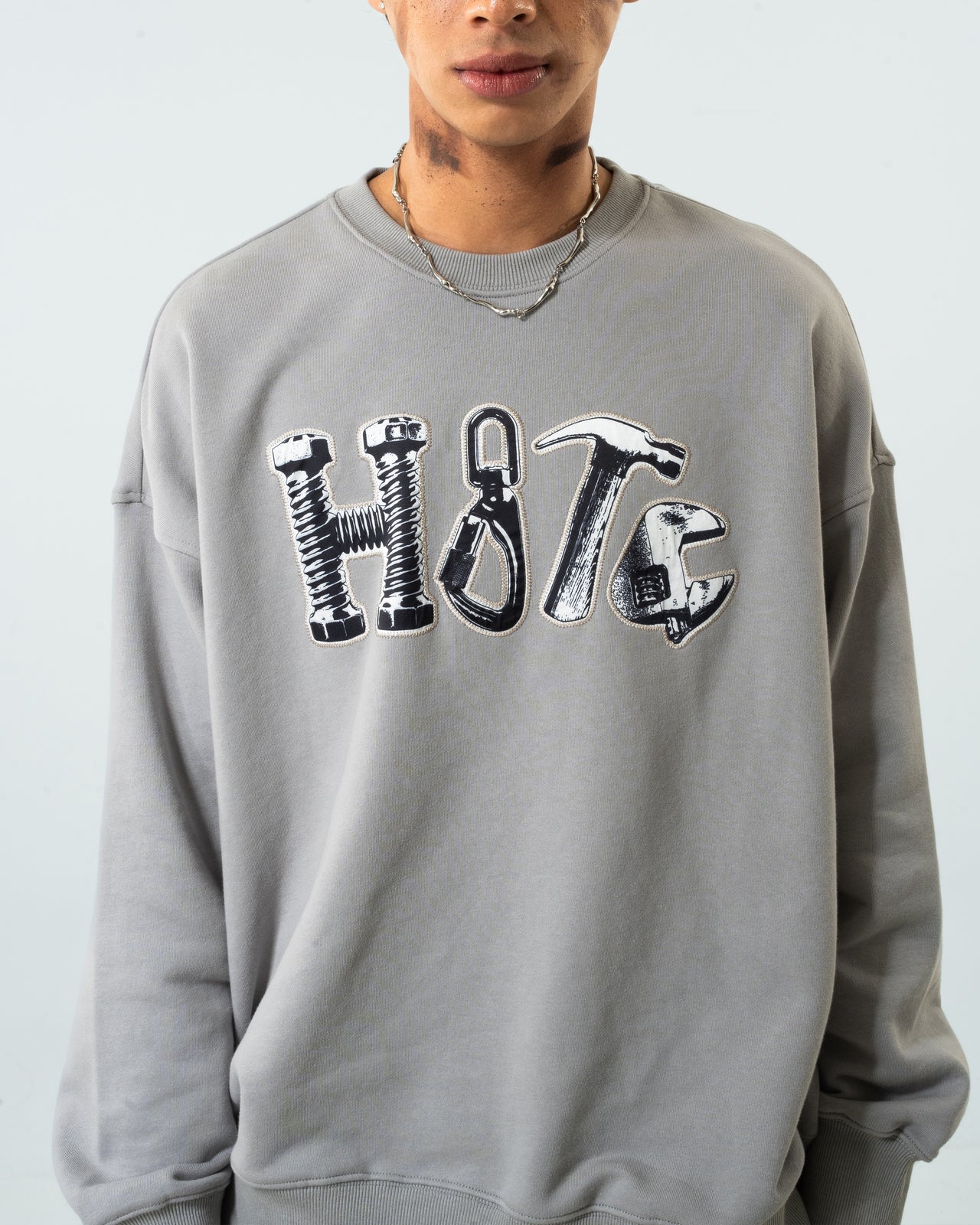 COMMUNITY SWEATSHIRT GREY