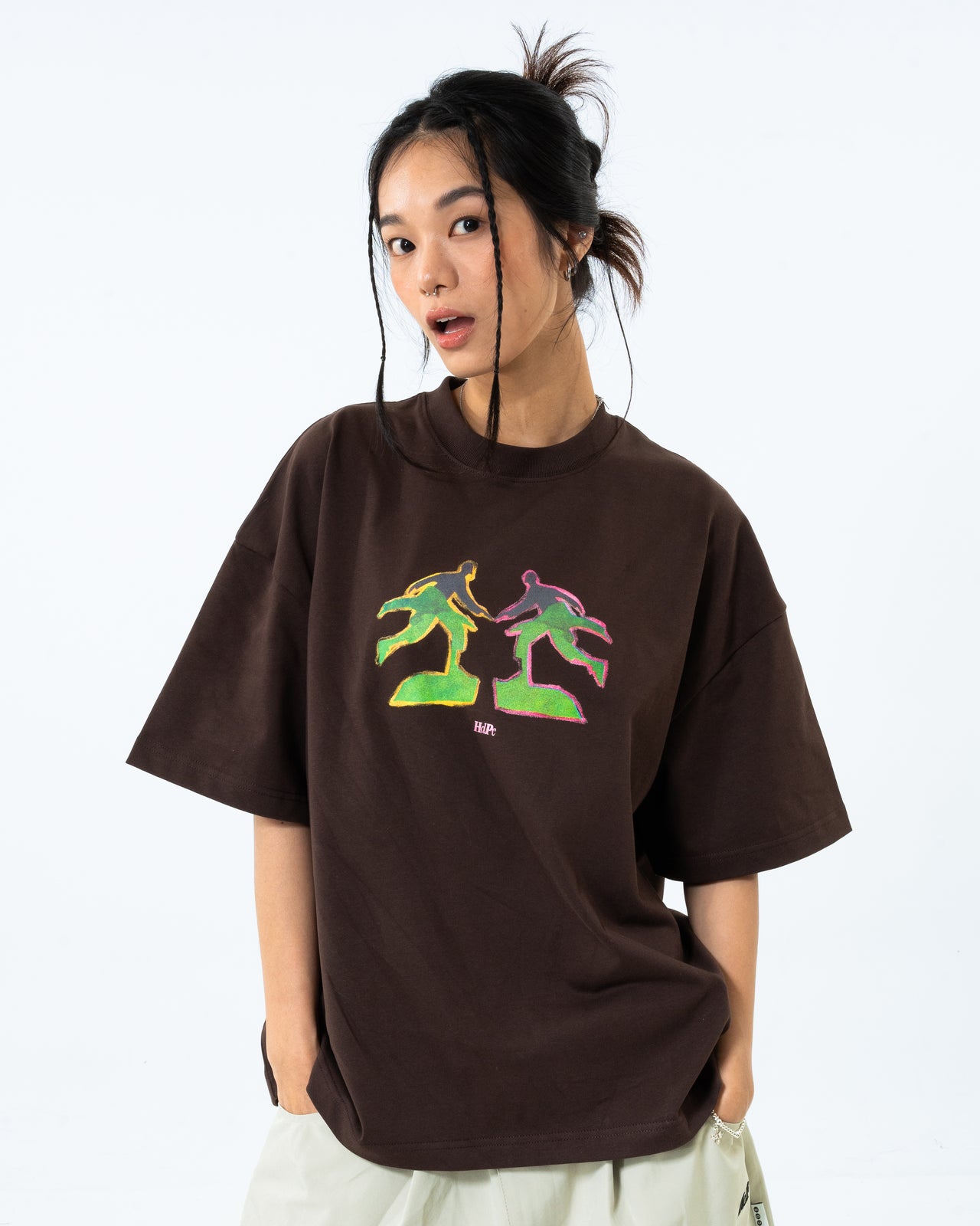 TWISTED TEE BROWN